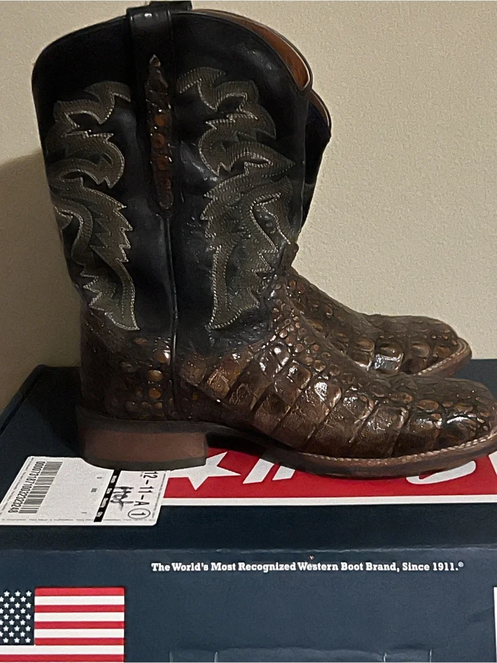 Chippewa sturdy shoe